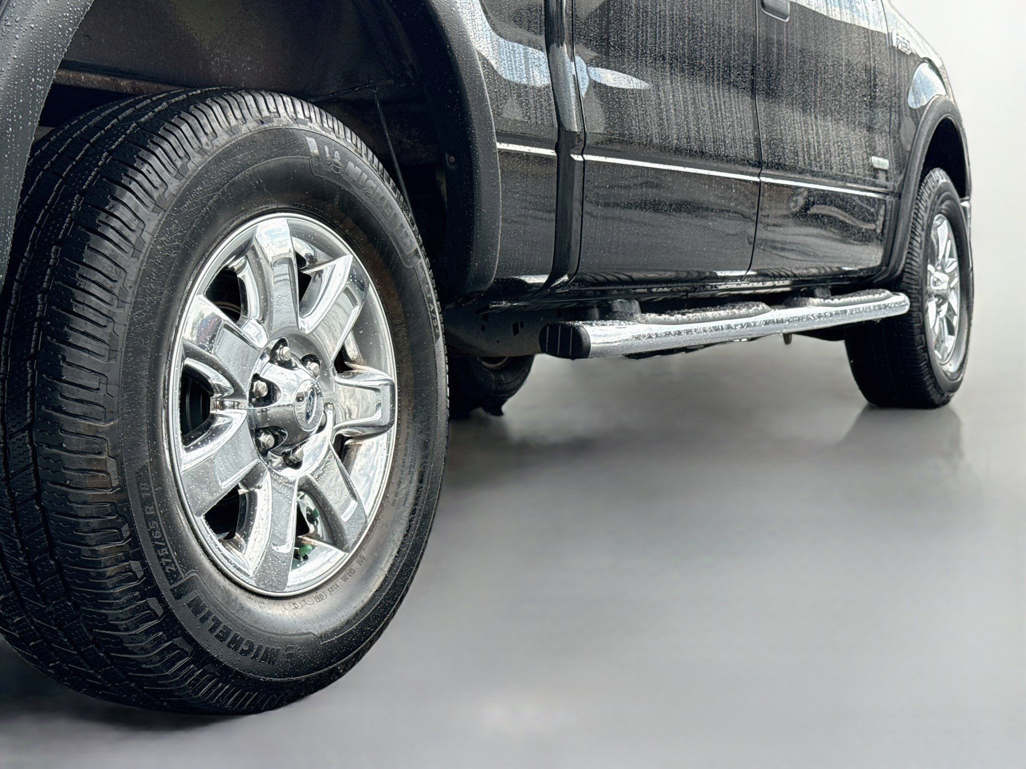 Used 2013 Ford F150 XLT w/ Luxury Equipment Group AWD/4WD image 9