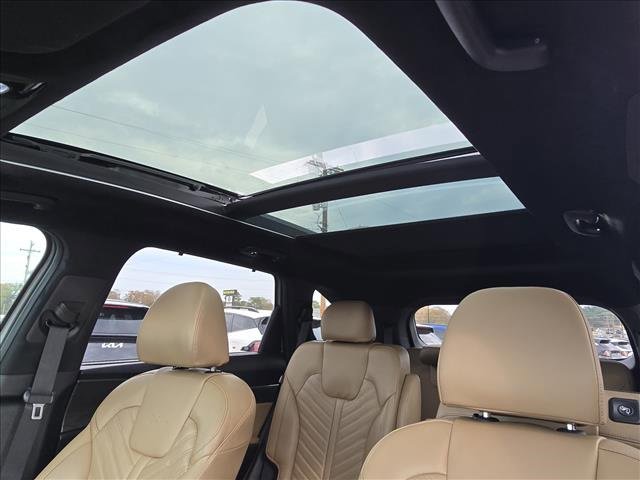 Used 2024 Kia Sorento SX Prestige w/ Olive Brown Leather Package image 18