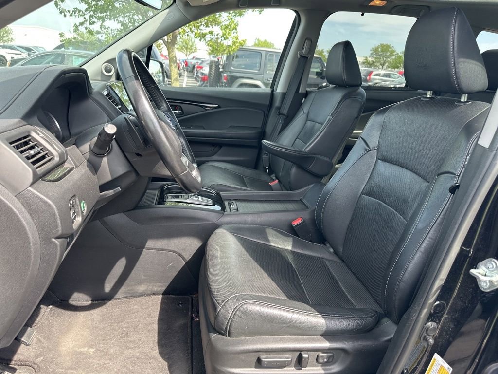 Used 2019 Honda Pilot Elite image 18