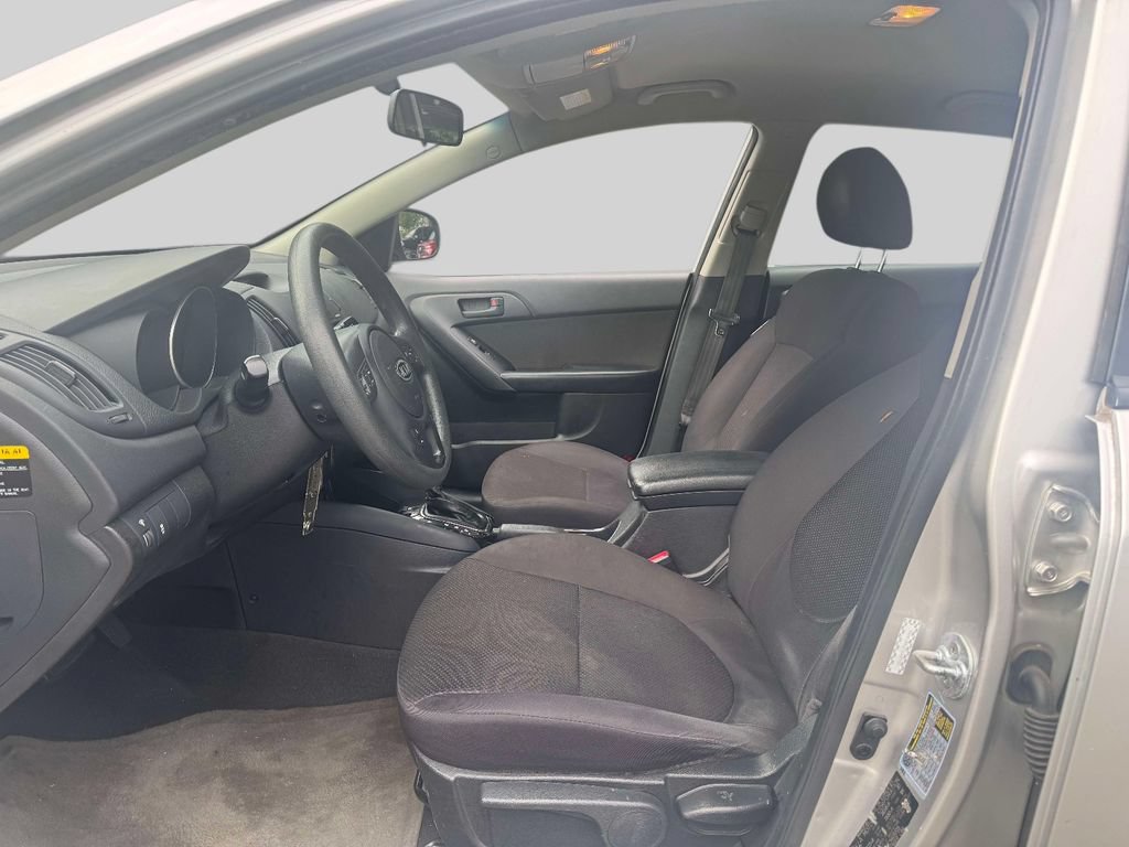 Used 2012 Kia Forte EX FWD image 16
