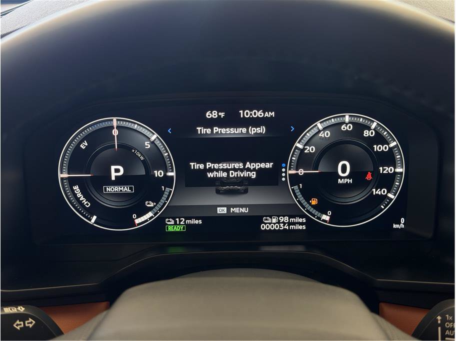 Used 2025 Mitsubishi Outlander 4WD Plug-In Hybrid image 12