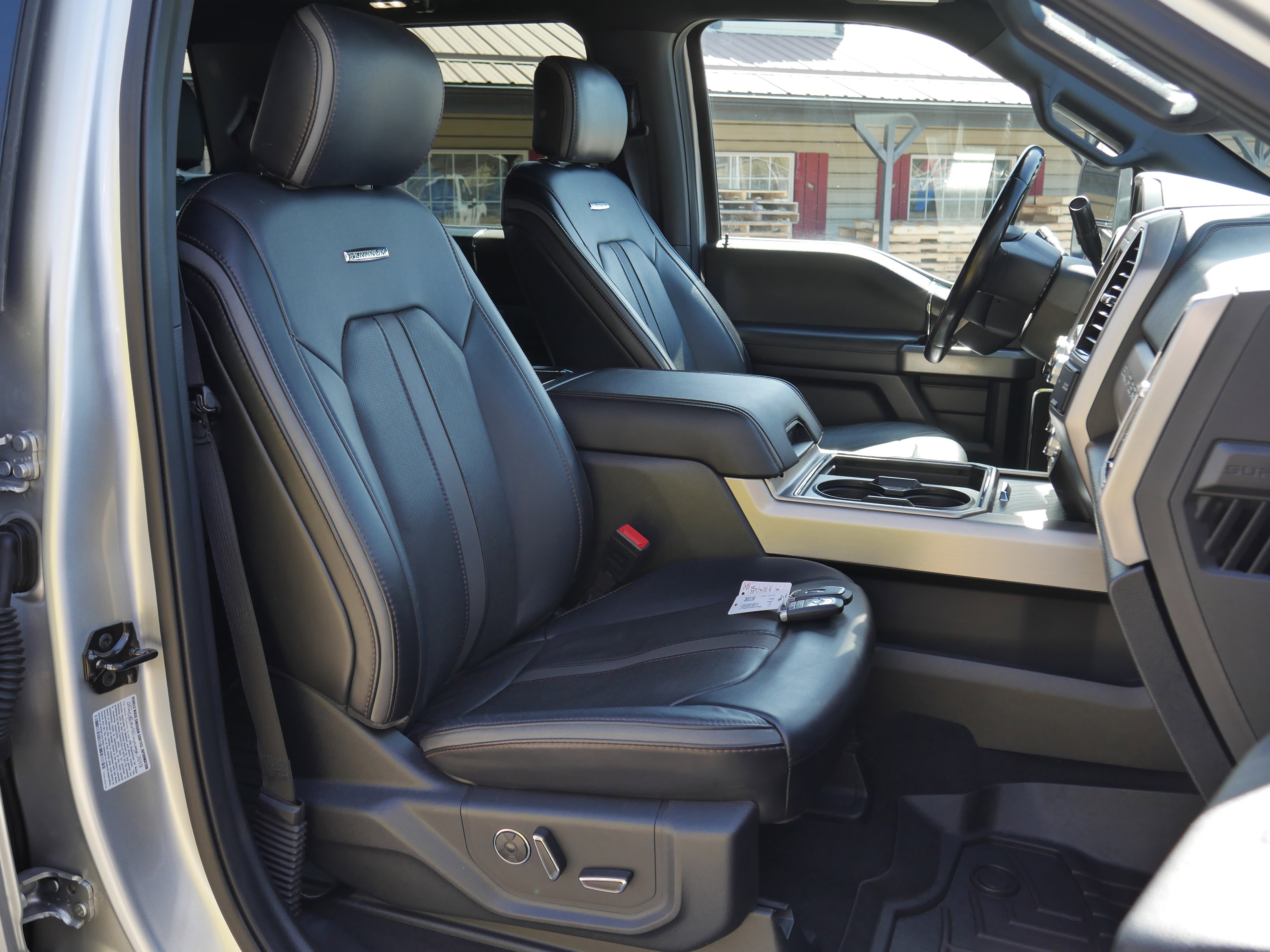 Used 2019 Ford F350 Platinum w/ Platinum Ultimate Package image 31