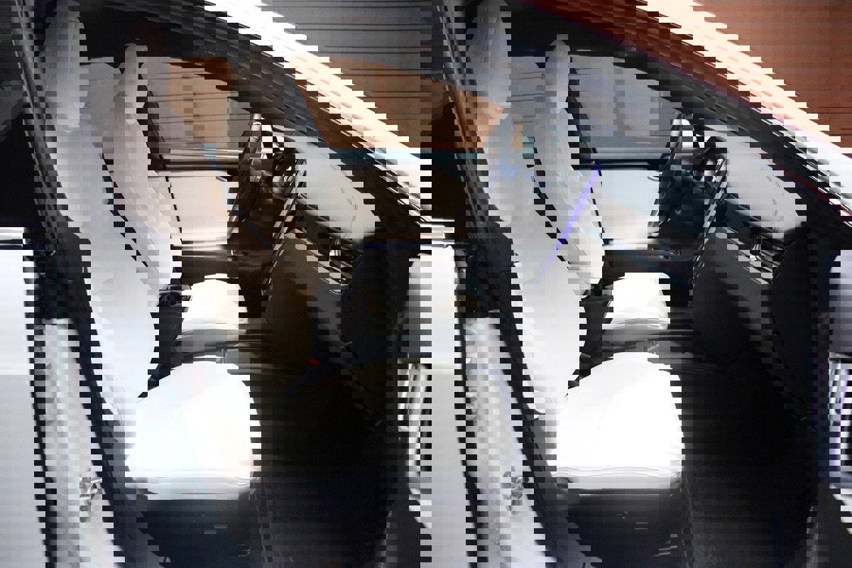 Used 2020 Tesla Model S Long Range AWD image 31