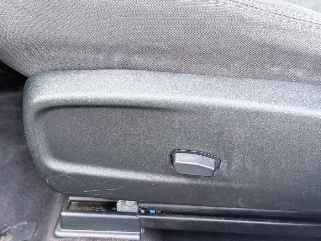 Used 2017 Dodge Charger SE w/ Popular Equipment Group image 18