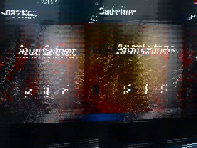 Used 2025 Hyundai Elantra SEL FWD image 35