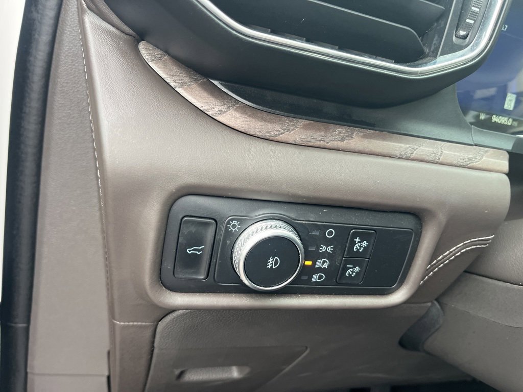 Used 2020 Ford Explorer Platinum w/ Premium Technology Package image 27