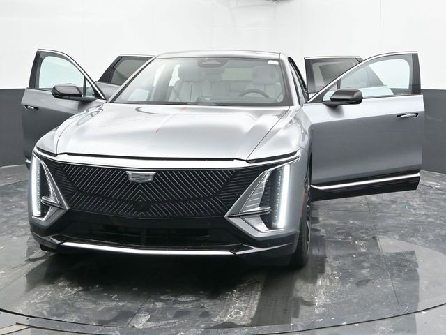 New 2025 Cadillac Lyriq Luxury image 48