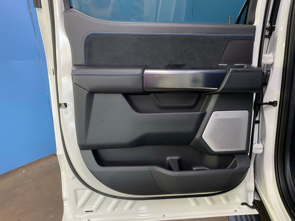 New 2025 Ford F150 Platinum w/ Equipment Group 702A High image 37