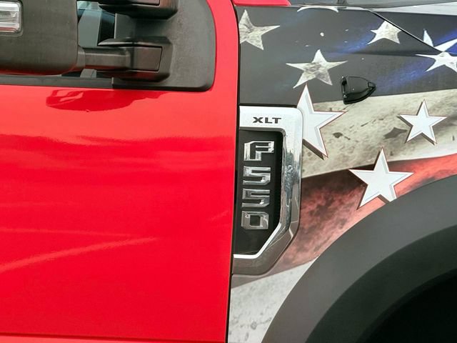 Used 2020 Ford F550 4x4 Crew Cab Super Duty w/ XLT Value Package image 11