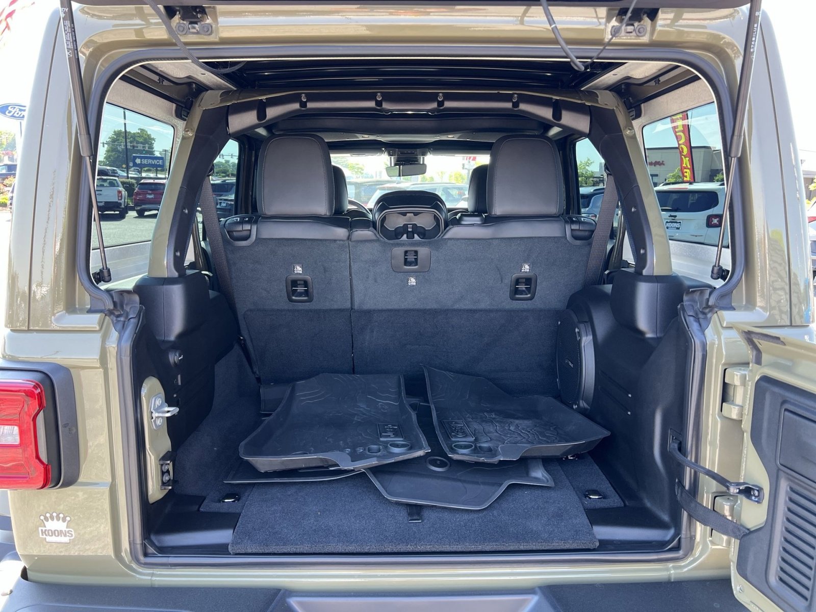 Used 2025 Jeep Wrangler Unlimited Rubicon 392 AWD/4WD image 33