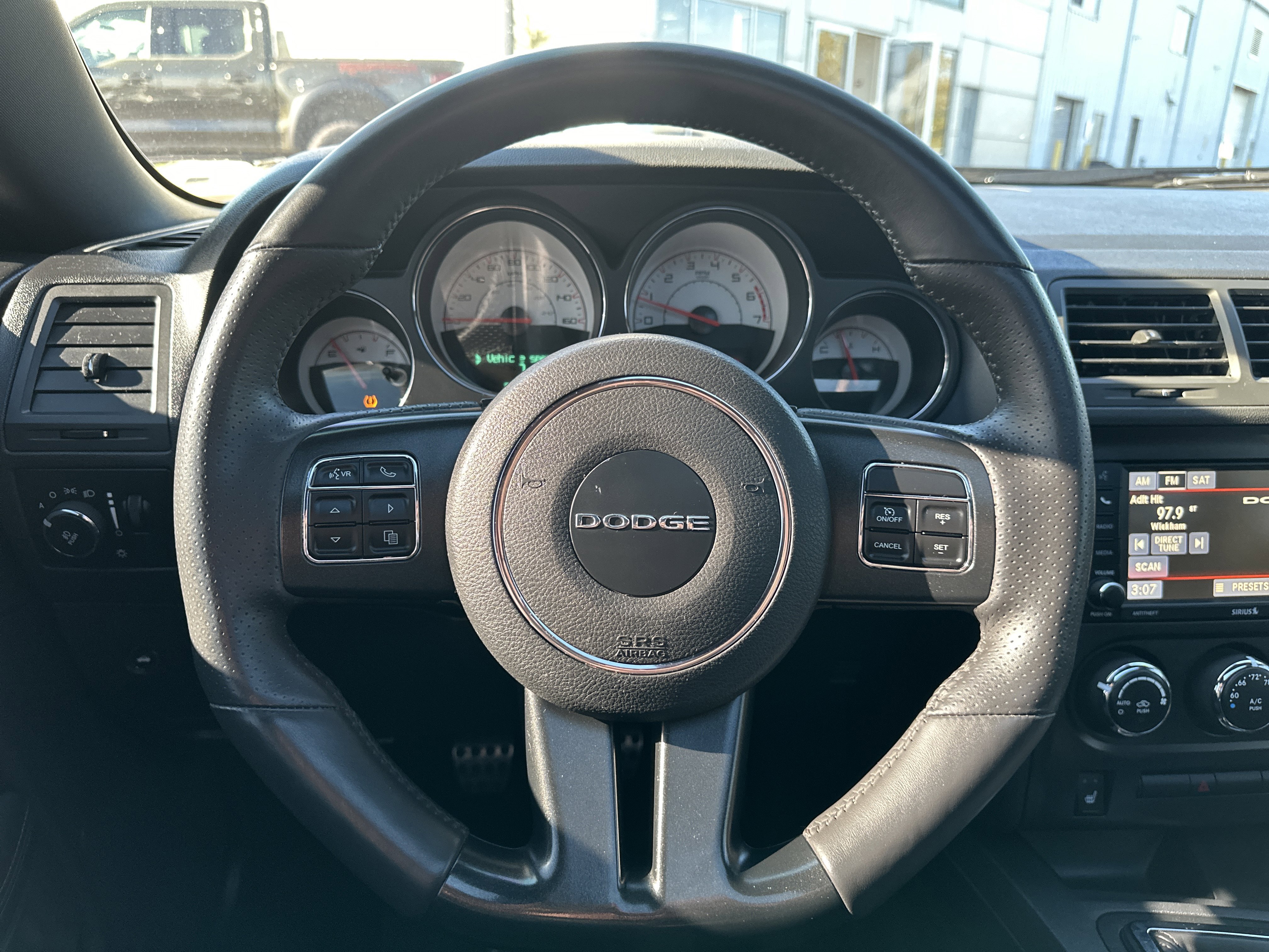 Used 2014 Dodge Challenger R/T image 16