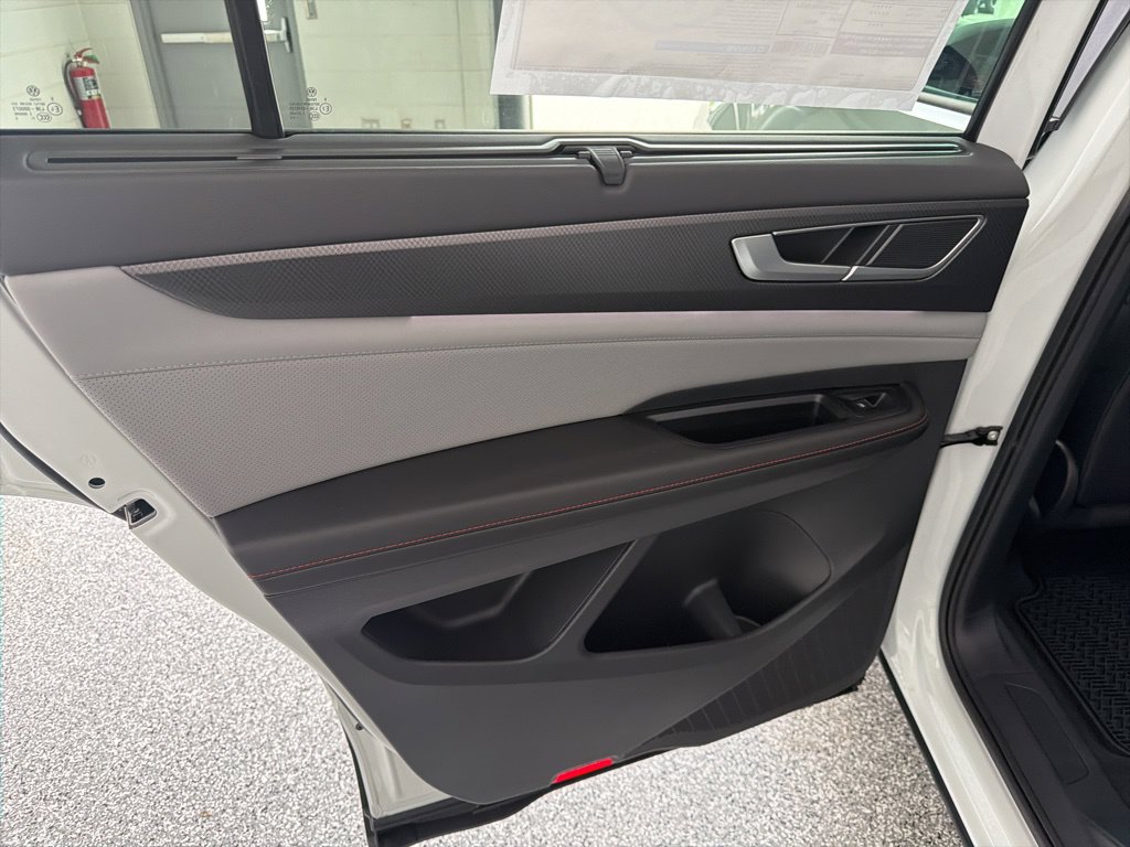 New 2026 Volkswagen Atlas Peak Edition AWD/4WD image 27