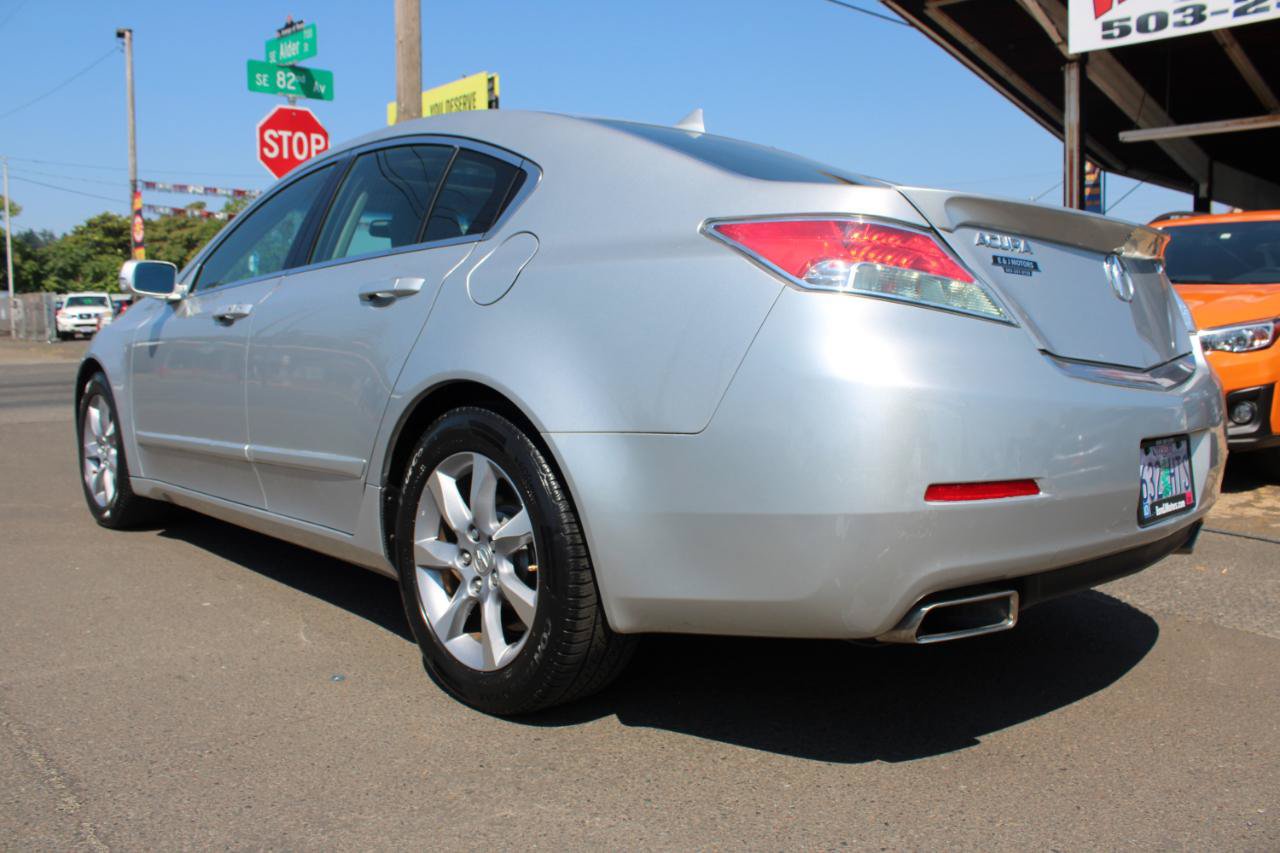 Used 2012 Acura TL w/ Technology Package FWD image 4