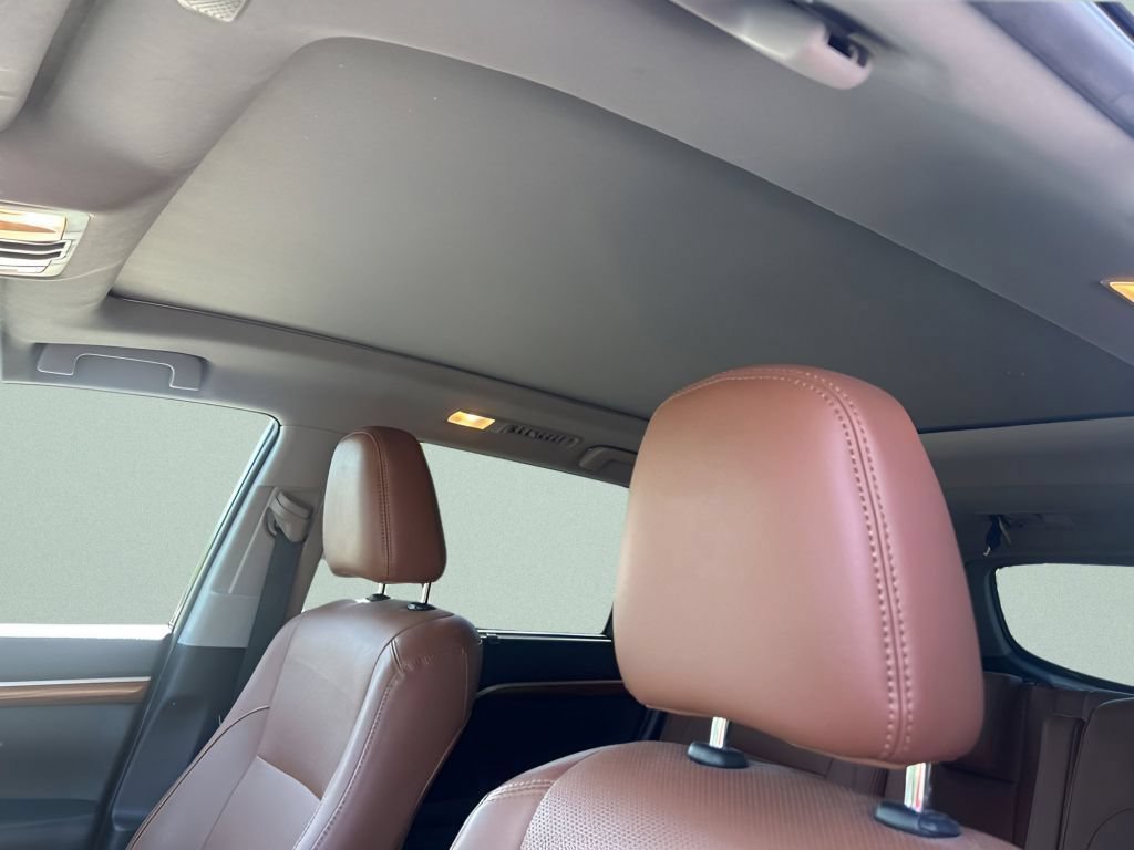 Used 2019 Toyota Highlander Limited Platinum AWD/4WD image 20