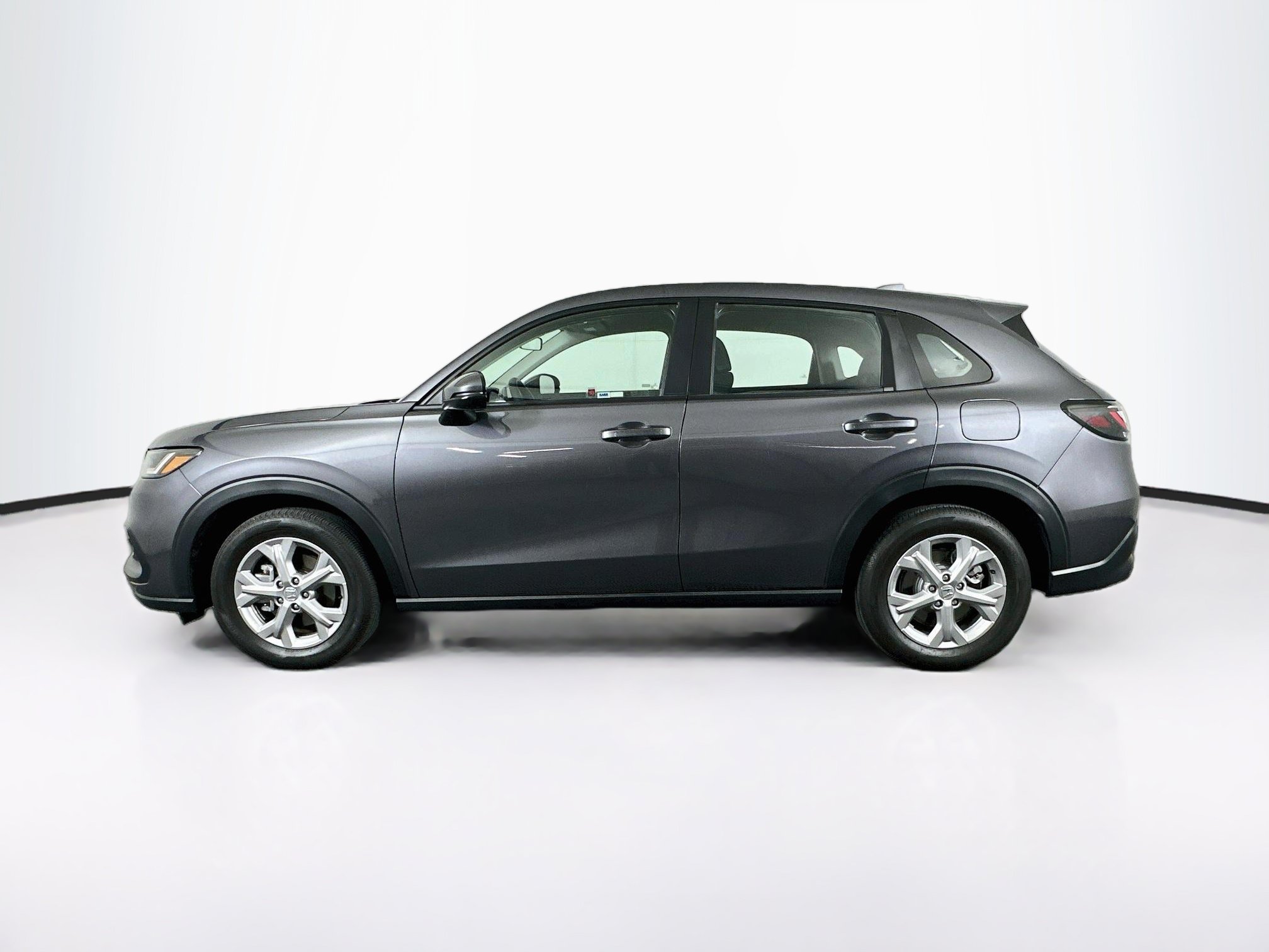 Used 2025 Honda HR-V LX image 4