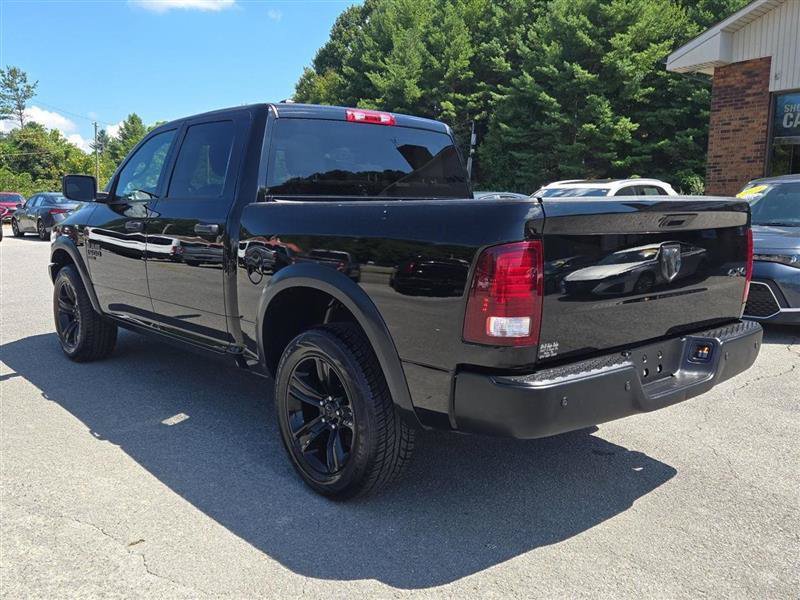 Used 2024 RAM 1500 Warlock AWD/4WD image 3
