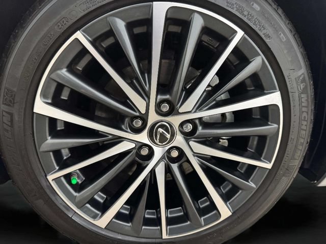 Used 2025 Lexus ES 350 w/ Premium Package FWD image 28