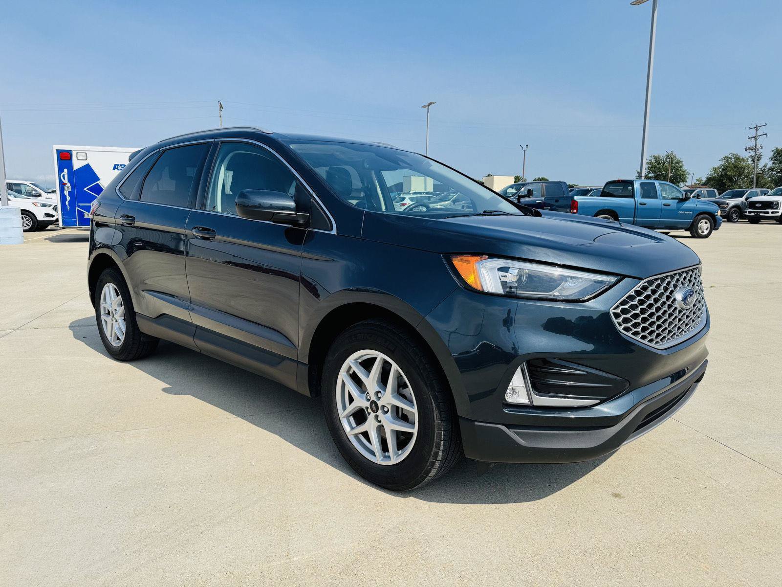 Used 2024 Ford Edge SEL w/ Convenience Package AWD/4WD video 2