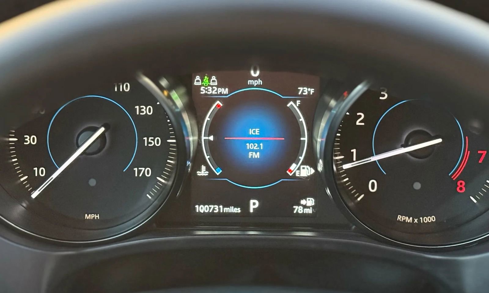 Used 2019 Jaguar F-PACE image 16