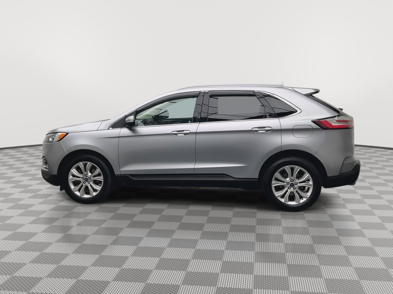 Used 2020 Ford Edge Titanium AWD/4WD image 37