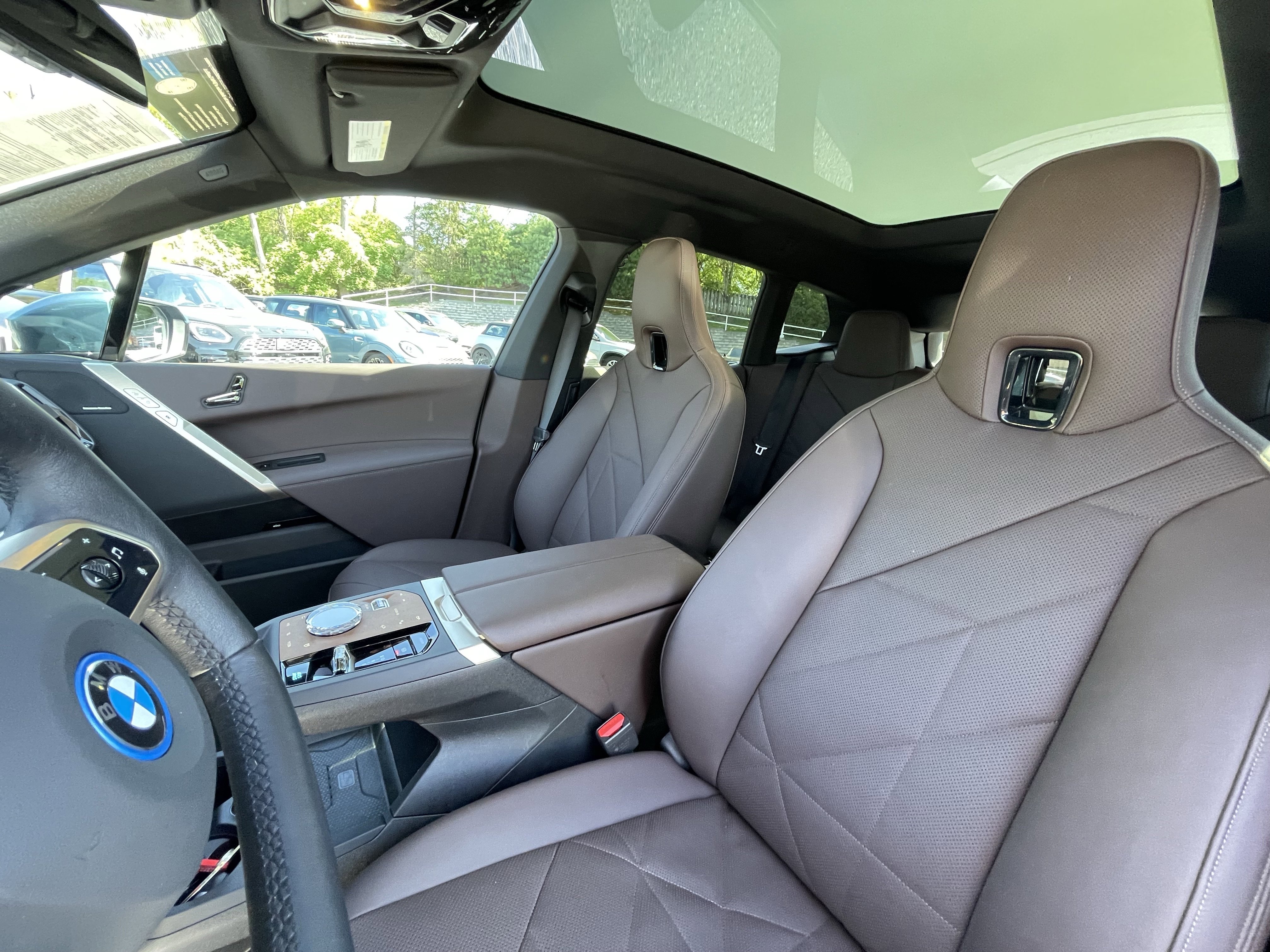 Certified 2025 BMW iX xDrive50 w/ Convenience Package image 8