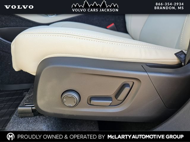 New 2026 Volvo XC40 B5 Ultra w/ Protection Package Premier AWD/4WD image 14