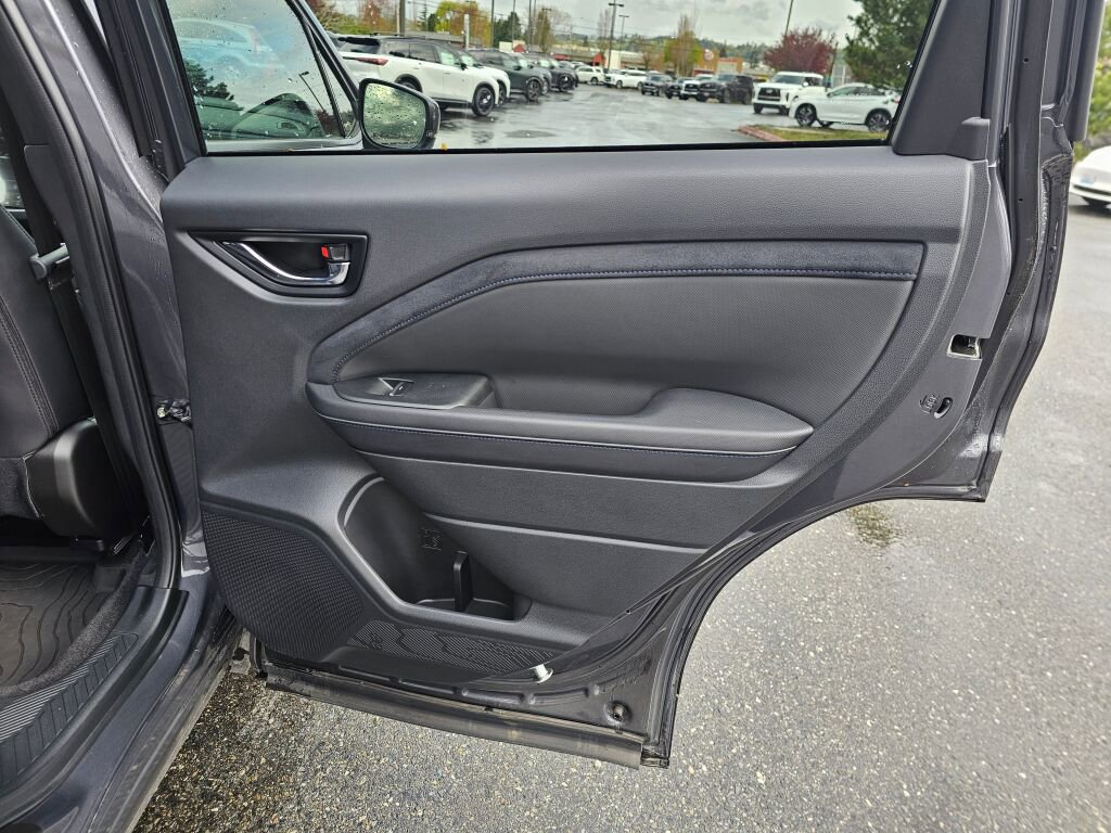 Used 2025 Subaru Forester Limited w/ Popular Package #1 AWD/4WD image 14