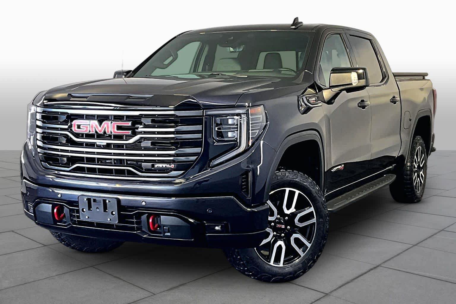 Used 2025 GMC Sierra 1500 AT4 w/ AT4 Premium Package AWD/4WD image 1