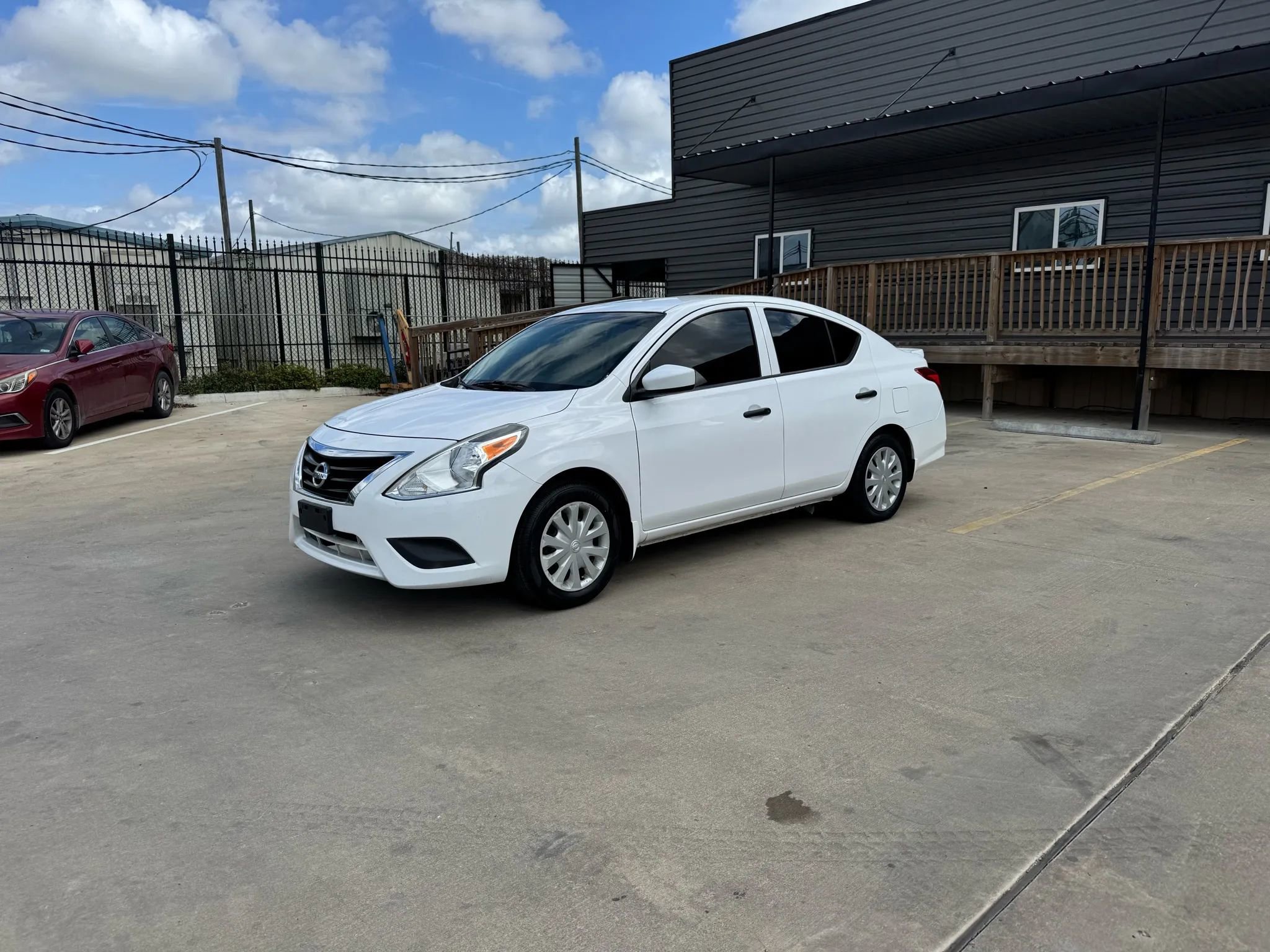 Used 2017 Nissan Versa S Plus image 2