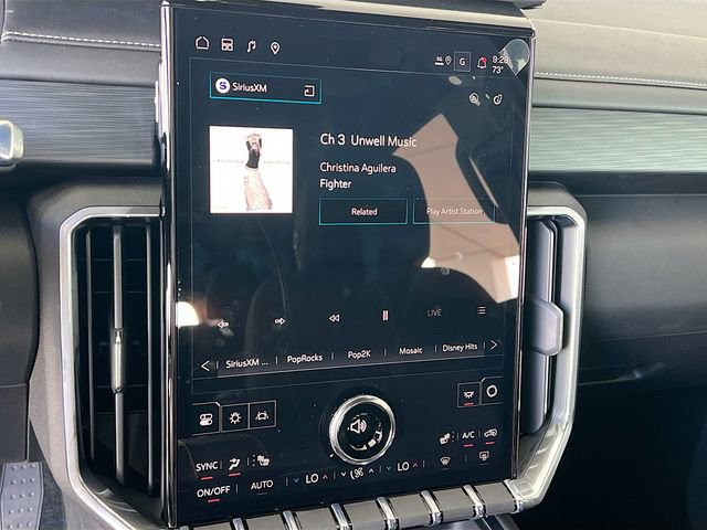 New 2026 GMC Acadia Elevation image 10