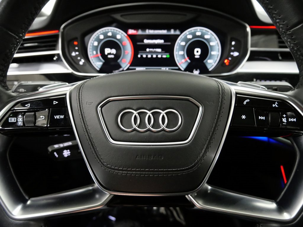 Used 2021 Audi A8 L 3.0T w/ Executive Plus Package image 16