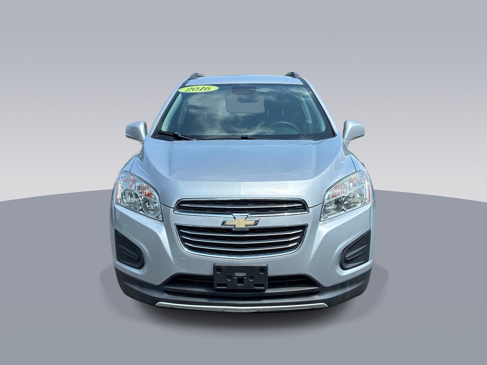 Used 2016 Chevrolet Trax LT FWD image 2