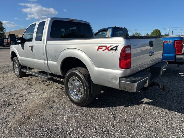 Used 2016 Ford F350 XLT AWD/4WD image 4