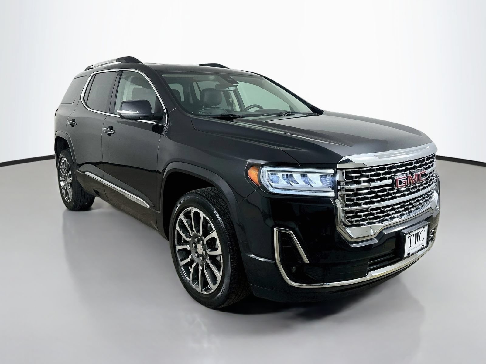Used 2020 GMC Acadia Denali FWD image 3