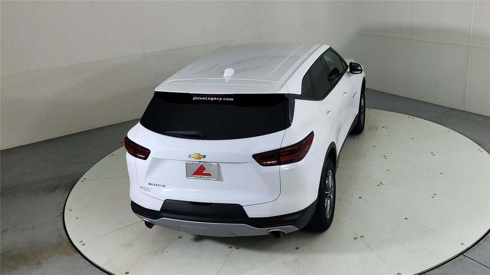 Used 2023 Chevrolet Blazer LT image 40