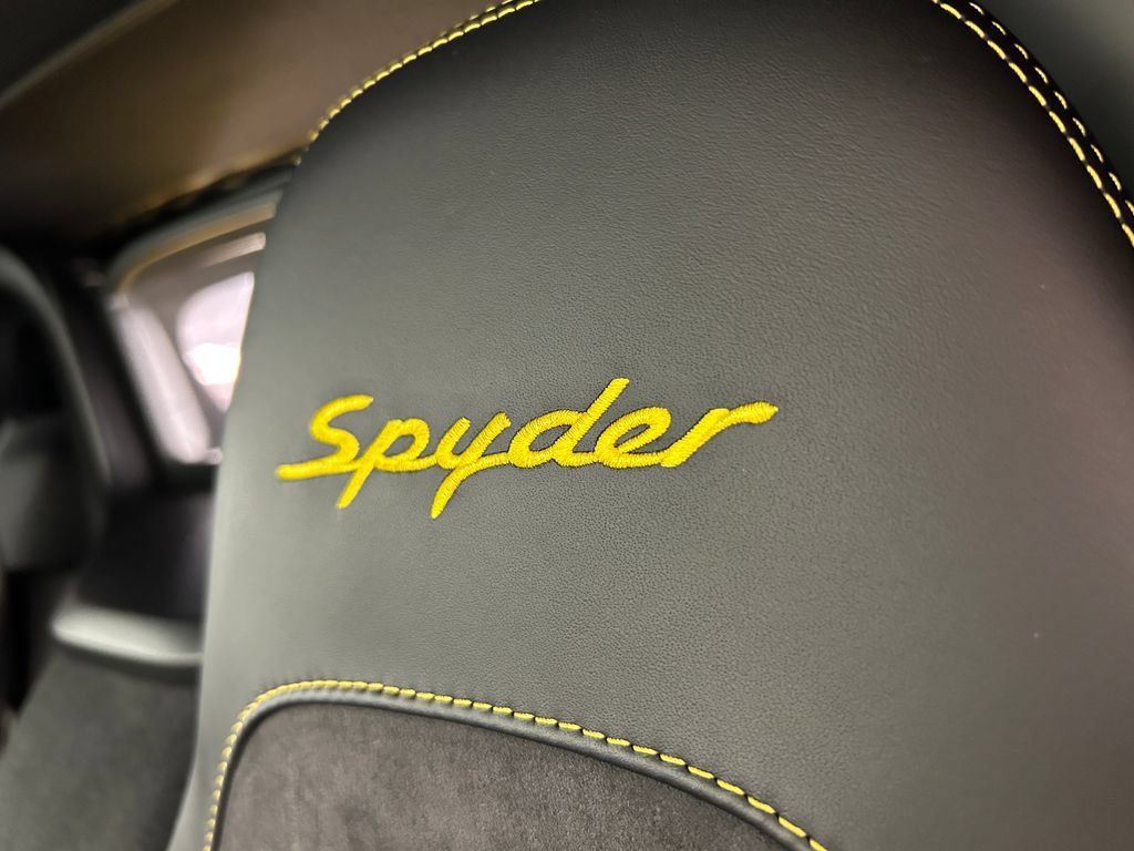 Certified 2021 Porsche 718 Boxster Spyder RWD image 17