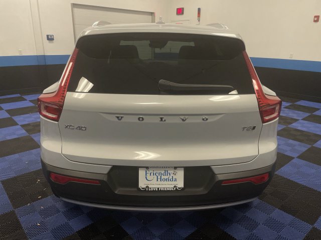 Used 2022 Volvo XC40 T5 Momentum AWD/4WD image 23