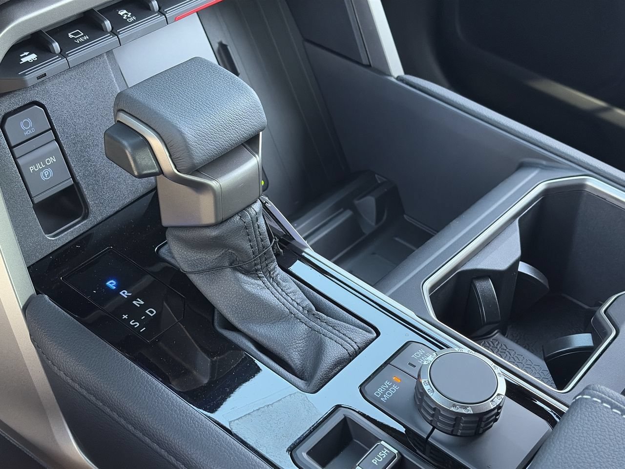New 2026 Toyota Tundra Limited AWD/4WD image 13