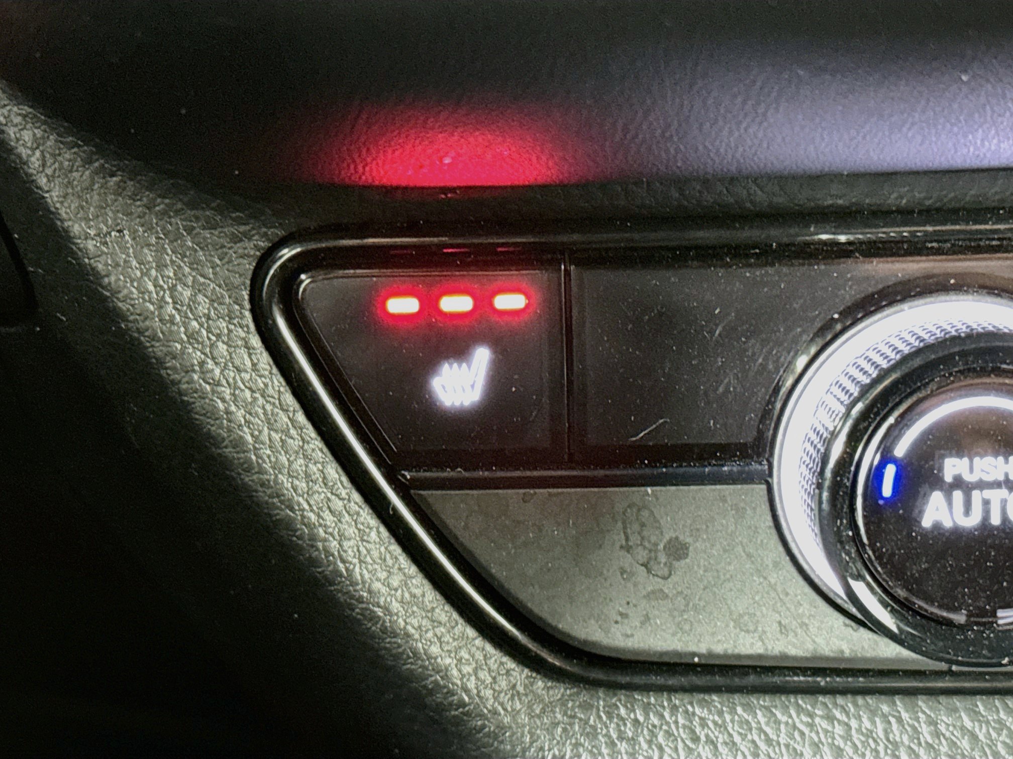 Certified 2025 Honda HR-V Sport image 19