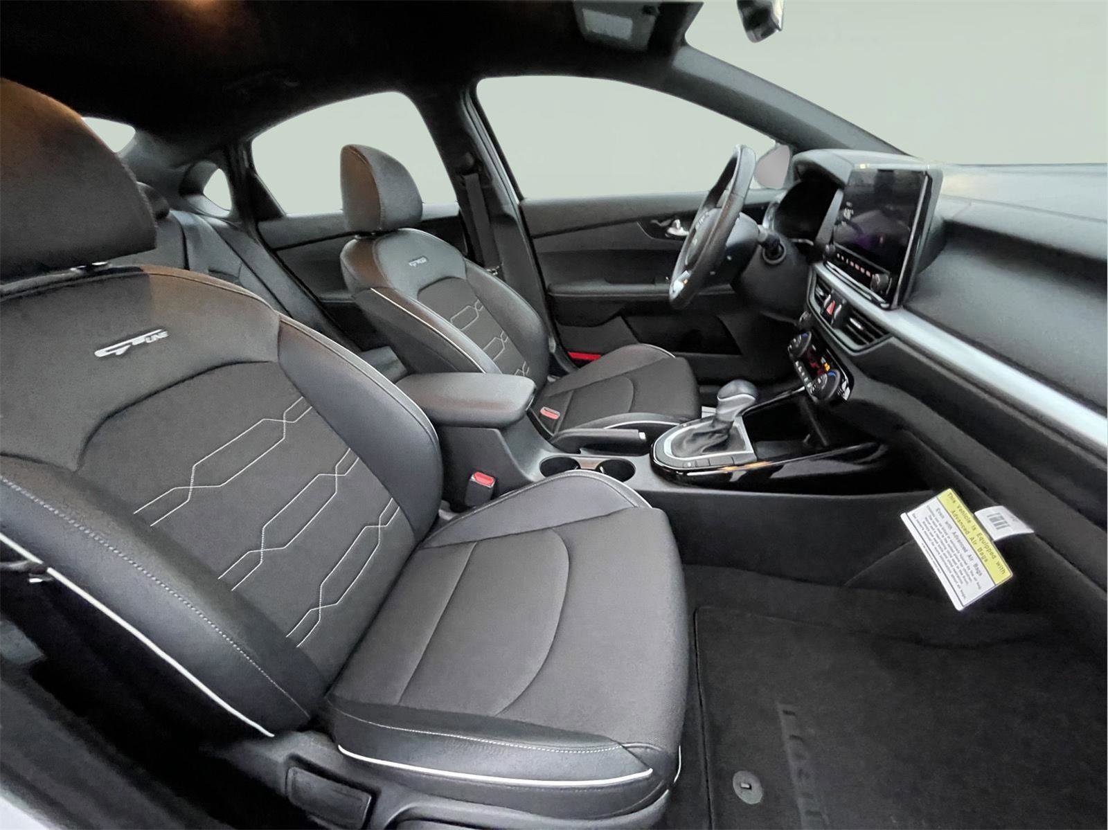 Used 2023 Kia Forte GT-Line image 20