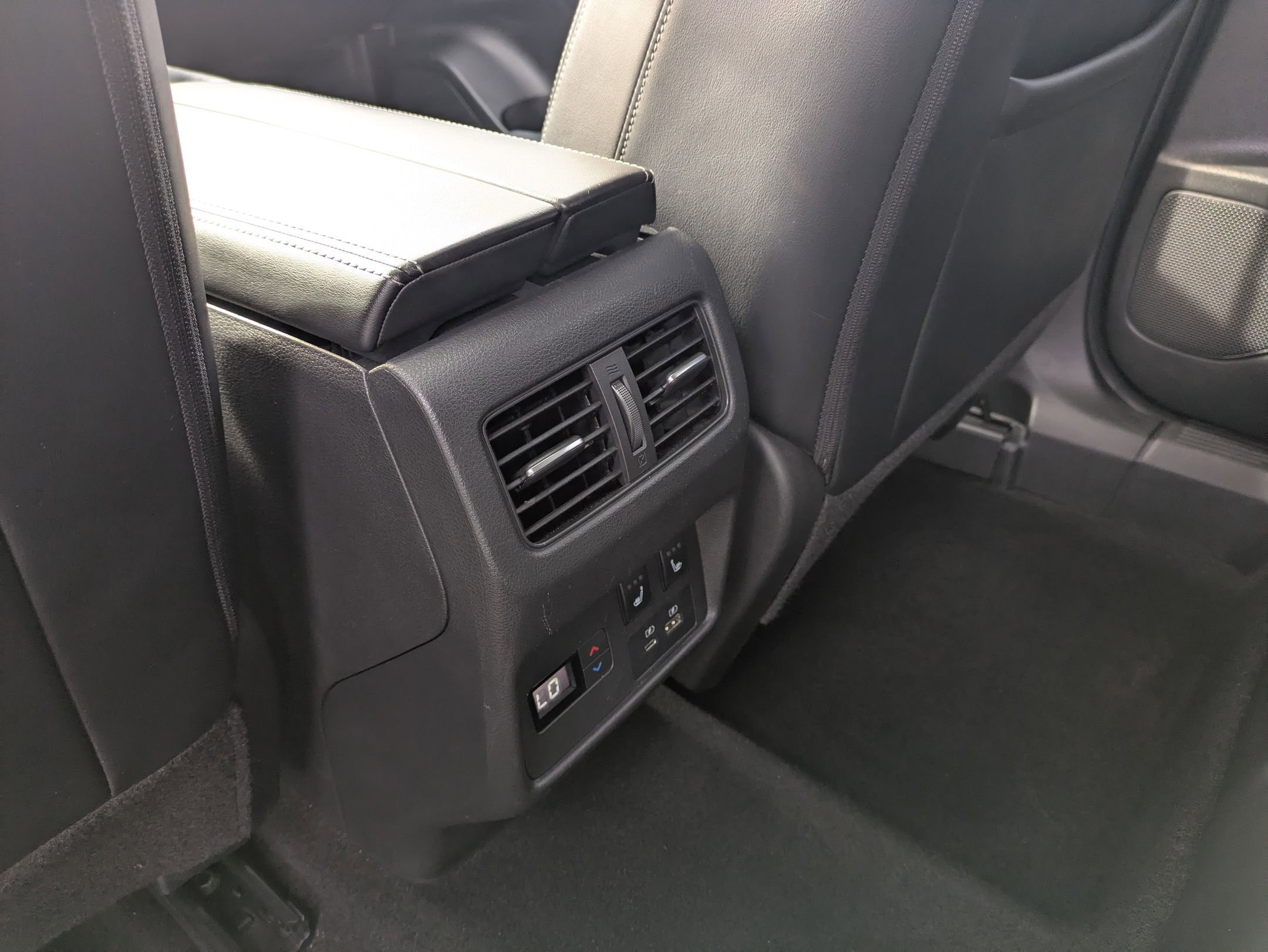 Used 2021 Nissan Rogue Platinum image 30