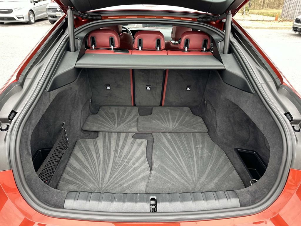 Used 2023 BMW i4 eDrive35 w/ Premium Package image 32