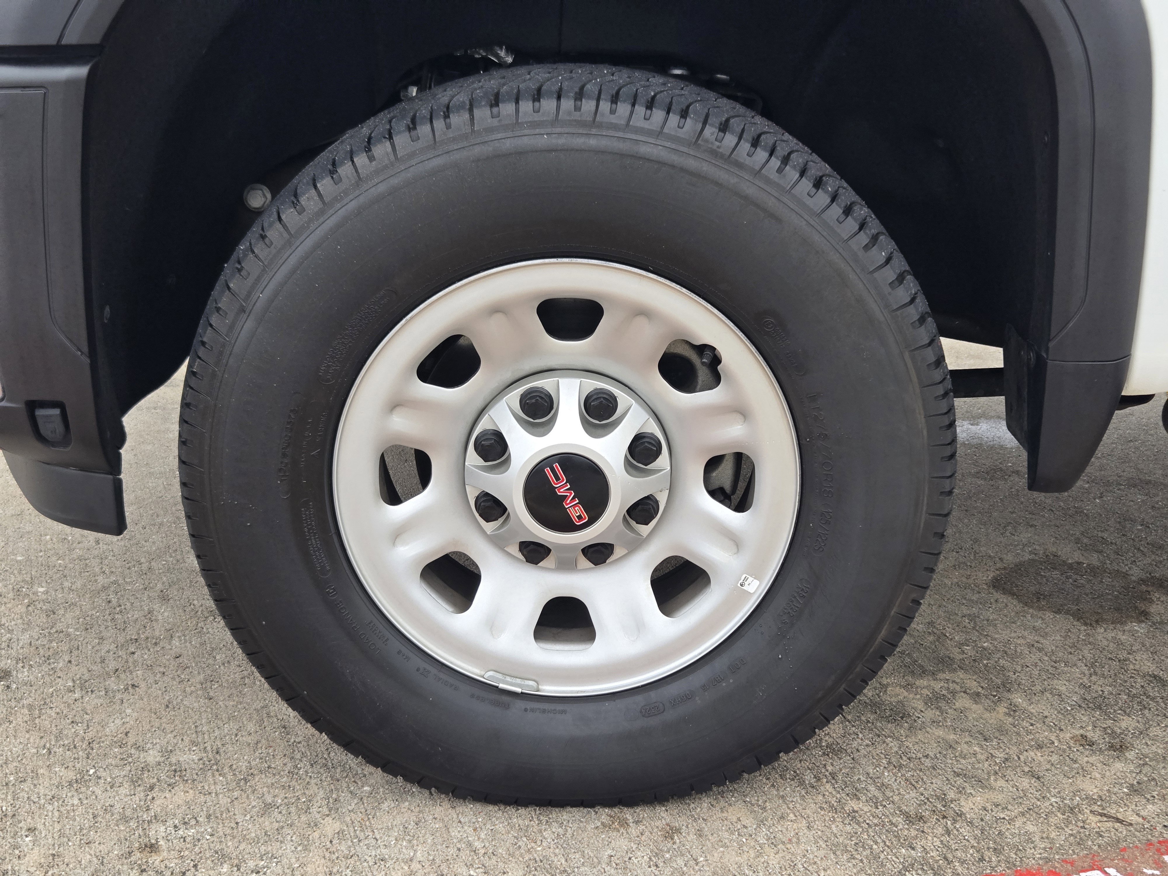 Used 2024 GMC Sierra 2500 Pro w/ 1SA Pro Safety Plus Package image 7