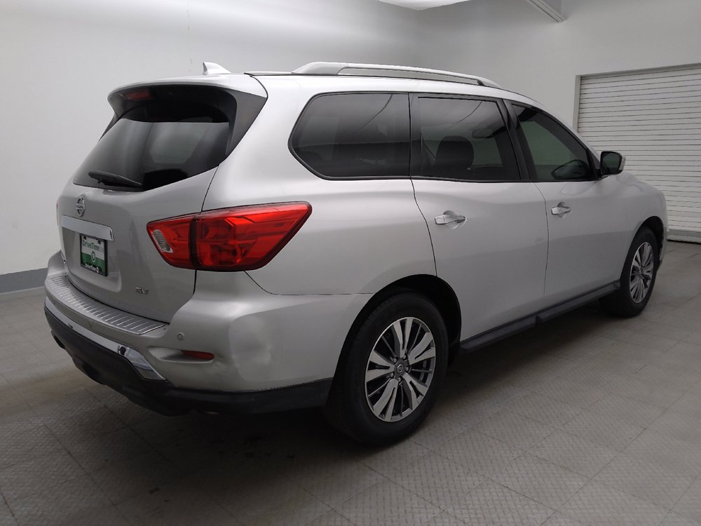 Used 2019 Nissan Pathfinder SV FWD image 9