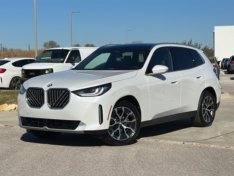 New 2026 BMW X3 xDrive30 w/ Premium Package image 2