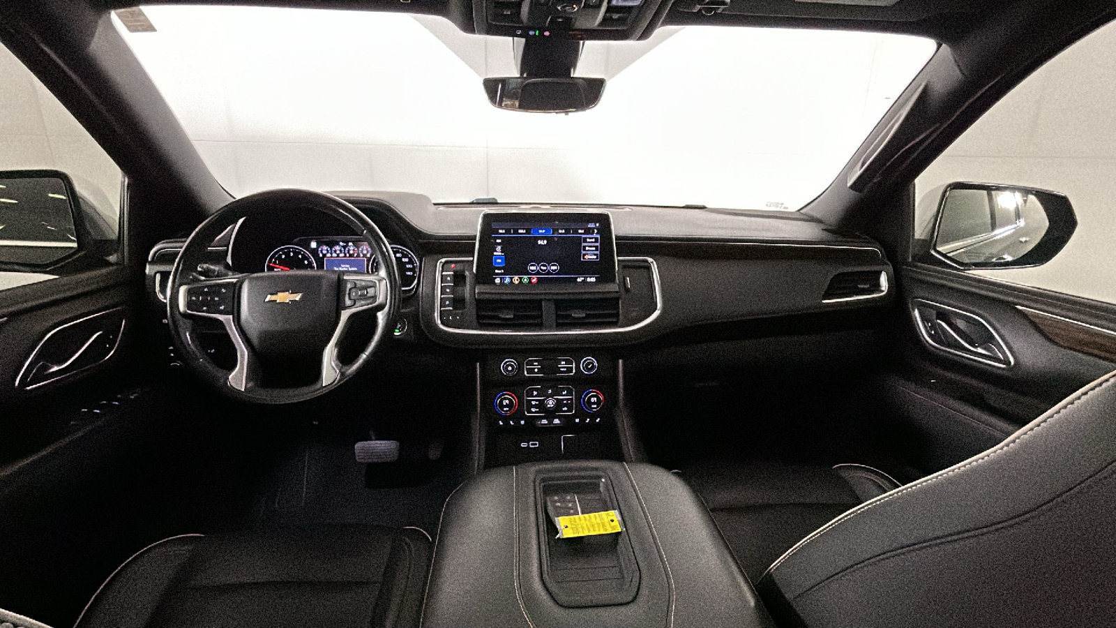 Used 2021 Chevrolet Tahoe Premier w/ Premium Package AWD/4WD image 29