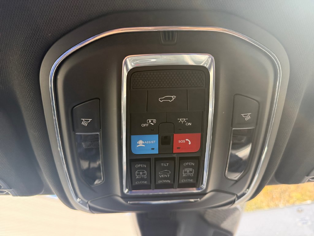 Used 2024 Jeep Grand Cherokee Limited 4xe AWD/4WD image 36