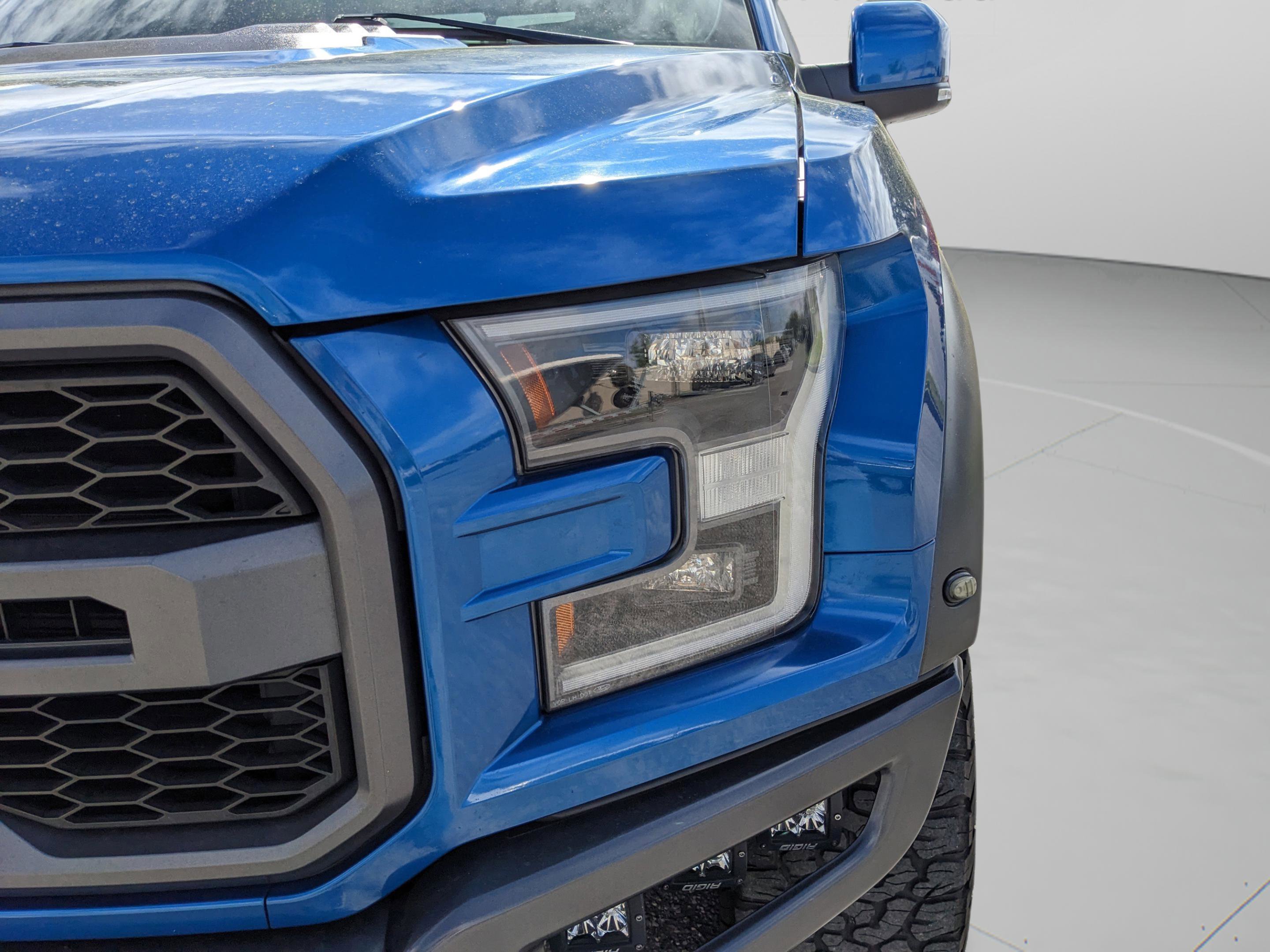 Used 2018 Ford F150 Raptor w/ Equipment Group 802A Luxury image 10