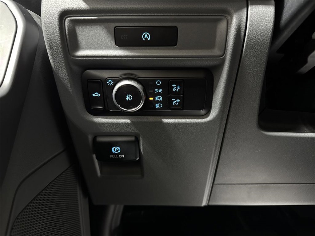 Used 2025 Ford F150 XLT w/ Equipment Group 301A Standard image 17