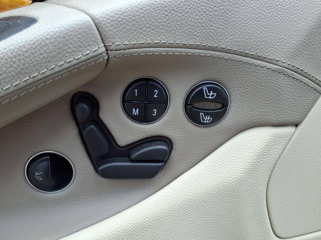 Used 2005 Mercedes-Benz SL 500 image 14